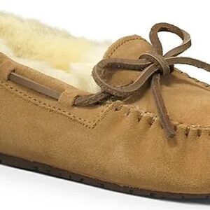 Ugg Dakota Moccasin Slippers Size 8 women’s